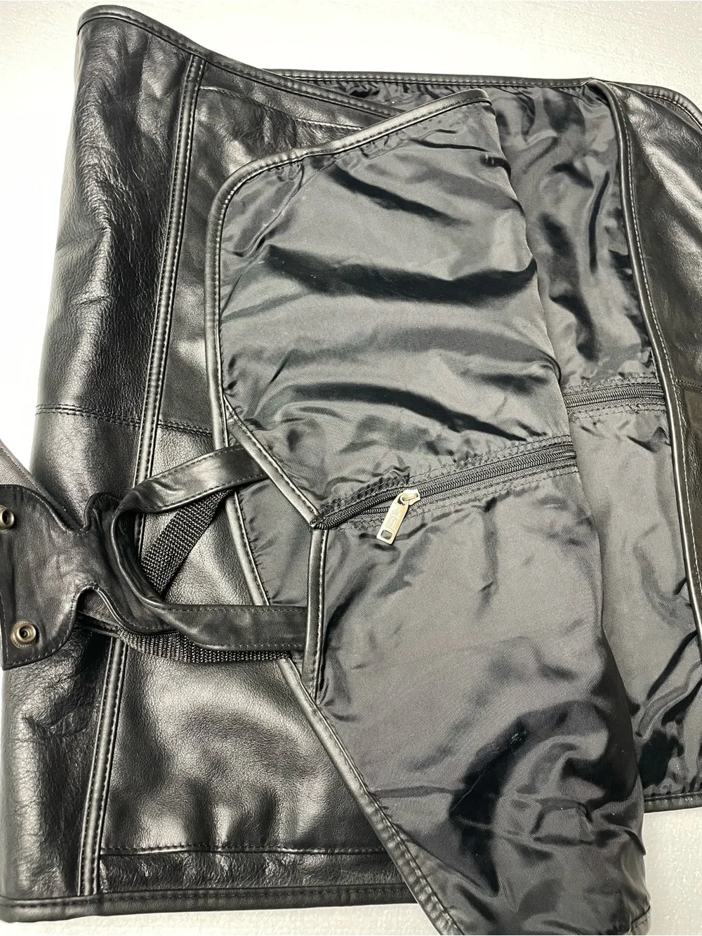 Black Leather Laptop Briefcase with Front Zip Pocket - Unbranded